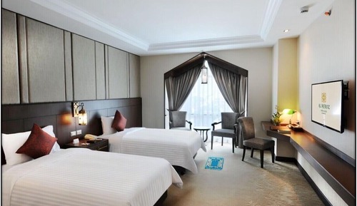 Superior Twin Room, City View