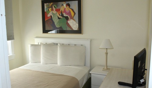 Condo, 3 Bedrooms, Kitchen (Type 9)
