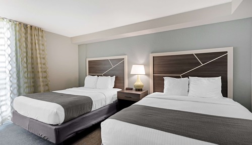 Standard Room, 2 Queen Beds, Balcony, Oceanfront (Kitchenette)