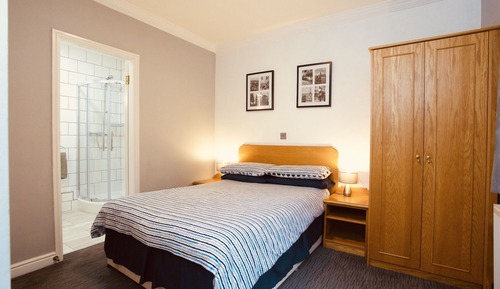 Classic Double Room