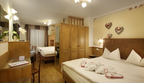 Double Room, Mountain View (Harmony)