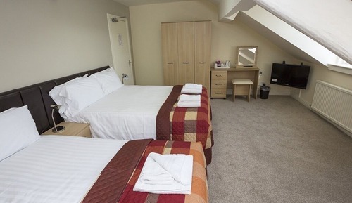 Family Triple Room, Courtyard View