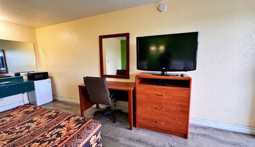 Room, 2 Queen Beds, Smoking