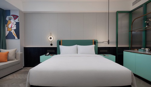Standard Single Room, Hill View