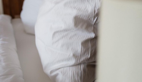 Deluxe Room, Balcony, Courtyard View