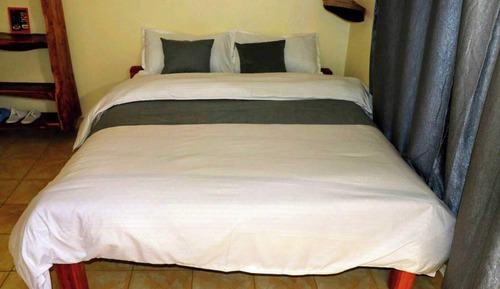 Standard Double Room, Garden View