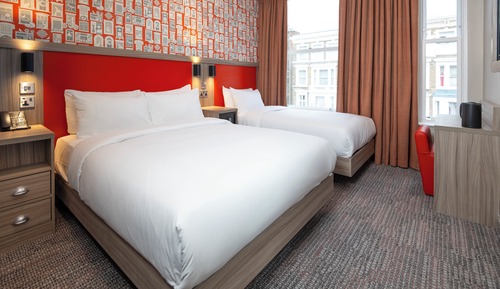 Triple Room