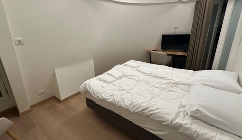 Deluxe Double Room, Private Bathroom, Canal View