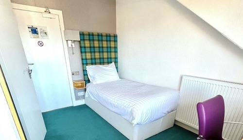 Classic Single Room