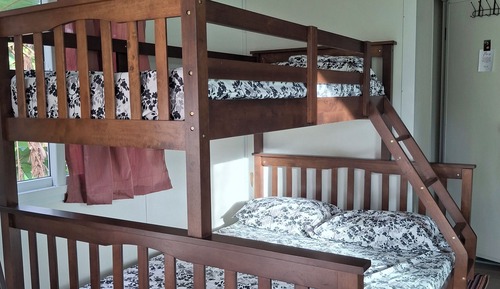 Family Cabin, Mountain View