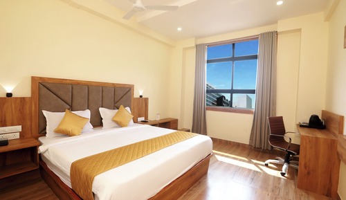 Deluxe Room, City View