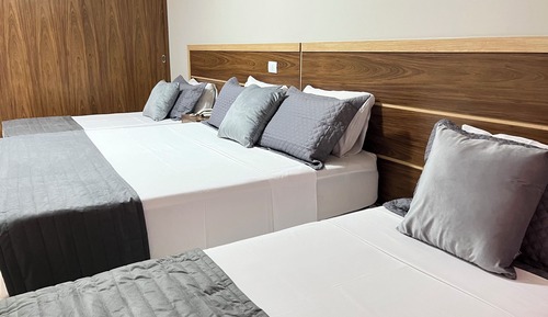 Grand Quadruple Room