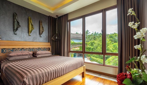 Family Suite with Bath Seaview