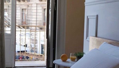 Deluxe Triple Room, Sauna, City View
