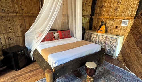 Deluxe Cabin, Balcony, Hill View