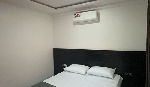 Deluxe Suite, City View