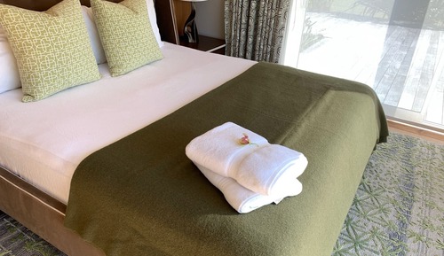Deluxe Double Room, Pool View