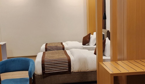 Deluxe Double or Twin Room