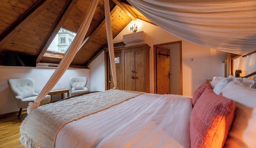 Deluxe Double Room, City View