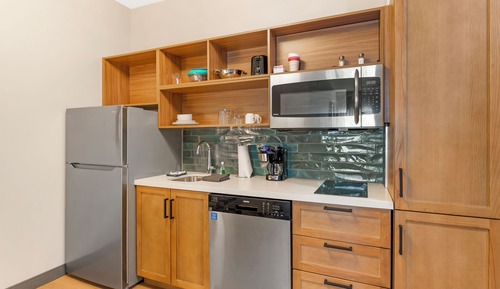 Studio Suite, 2 Queen Beds, Roll-in Shower (Mobility)