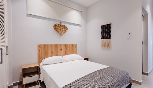 Apartment, 2 Bedrooms (1B)