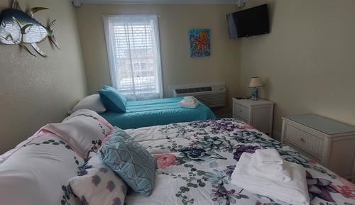 Double or Twin Room, Multiple Beds, Private Bathroom