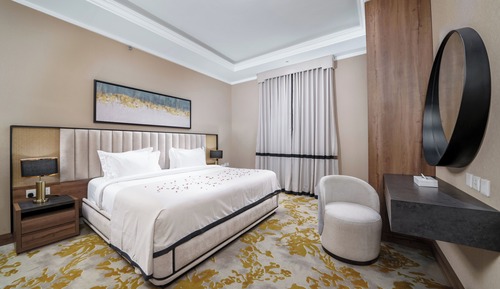 Executive Suite, 1 Queen Bed