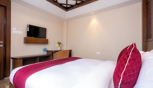 Deluxe Single Room