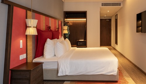 Luxury Double Room Single Use, 1 King Bed, Resort View, Sea Facing