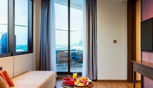 Premier Suite, 1 Bedroom, Private Pool, Beach View