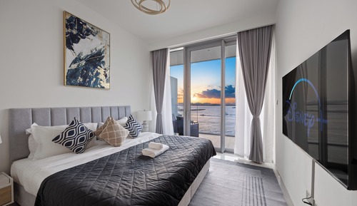 Signature Apartment, 2 Bedrooms, Balcony, Sea View