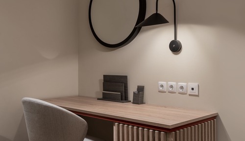 Junior Suite, 1 King Bed, City View
