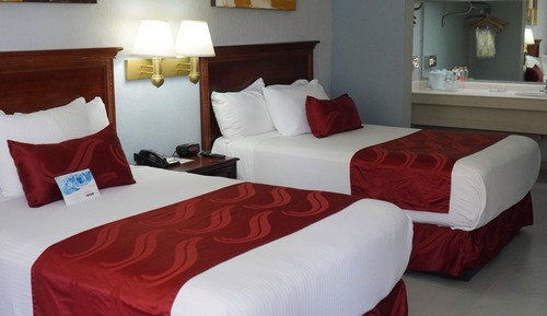 Standard Double Room, 2 Double Beds, Non Smoking