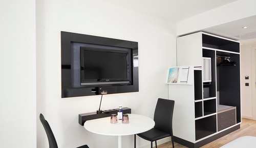 Innside, Room