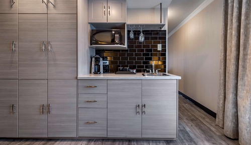 Suite, 2 Queen Beds, Non Smoking, Refrigerator