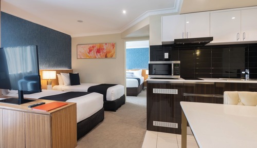 Family Spa Suite, 1 Queen and 2 Singles