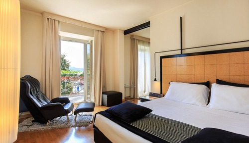 Junior Suite, Balcony, Lake View