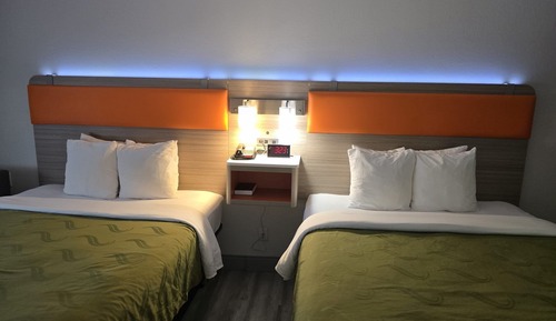 Standard Room, 2 Queen Beds, Non Smoking