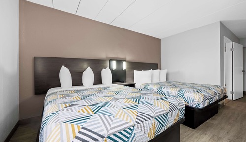 Standard Room, 2 Queen Beds, Accessible, Non Smoking