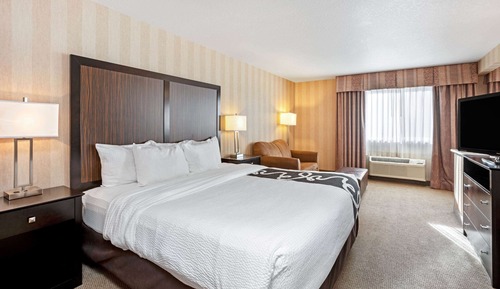 Deluxe Room, 1 King Bed, Non Smoking