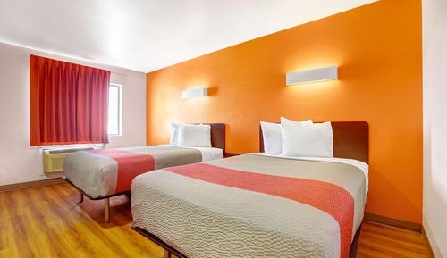 Standard Room, 2 Queen Beds, Smoking
