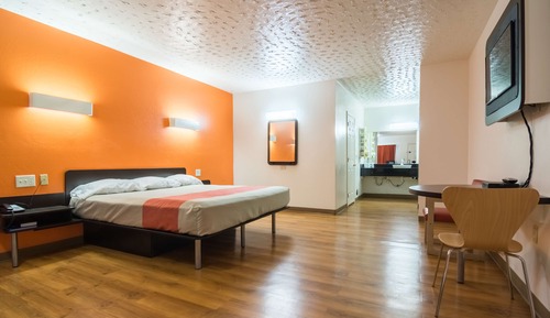 Standard Room, 1 King Bed, Non Smoking