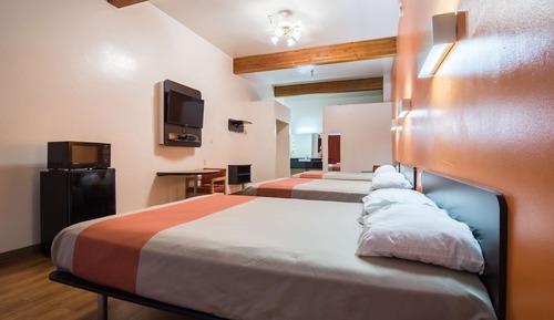 Standard Suite, Multiple Beds, Non Smoking, Refrigerator & Microwave
