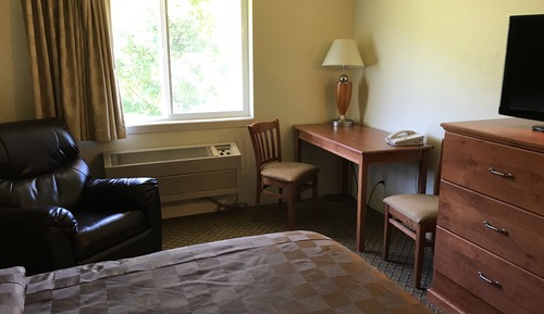 Standard Room, 1 Queen Bed, Non Smoking