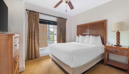 1 Bedroom King Suite with Balcony
