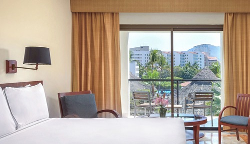 Premium Suite, Garden View (Junior)
