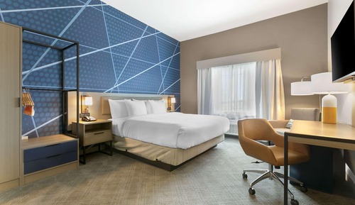 Standard Room, 1 King Bed, Non Smoking
