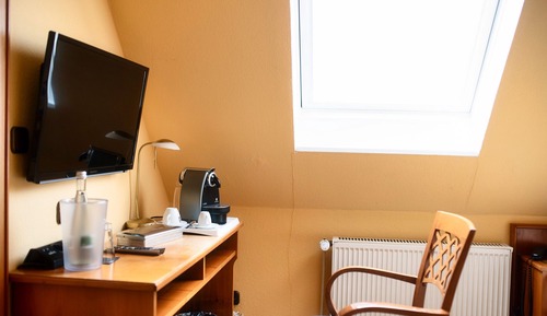 Economy Single Room