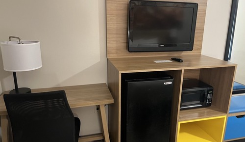 Standard Room, 1 King Bed, Accessible