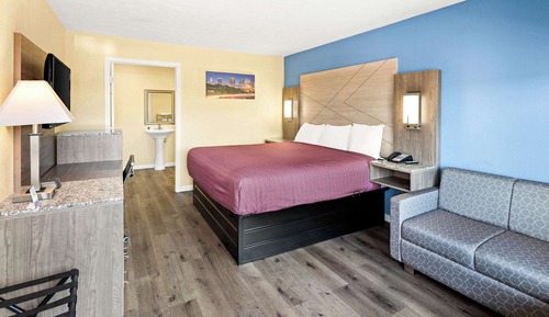 Room, 1 King Bed, Accessible, Non Smoking